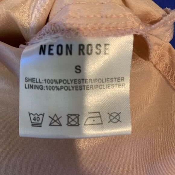 Neon Rose Shimmery Pink Bow Sleeve V Neck Shift Dress Size Small - Picture 11 of 11